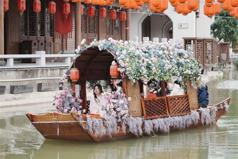 《鸣潮》2025新春盛典:花船之旅直播专属链接 1