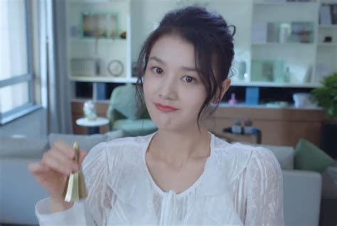 《完蛋我被美女包围了》中沈彗星结局有哪些选项? 1