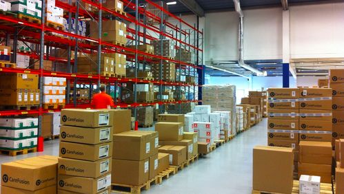 《荣誉打工人》：解锁仓库空间，轻松扩容攻略！ 1