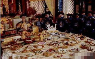 古时候皇帝进餐后的剩饭是如何处理的? 1