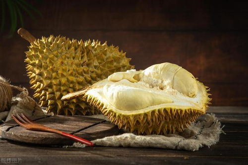 榴莲变黄,是成熟可摘的标志吗? 3