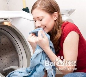 掌握柔顺剂使用的正确秘诀,让衣物更柔软舒适 2