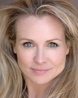 《伊瑟》席琳丝:全面掌握她的超强技能与使用攻略 1