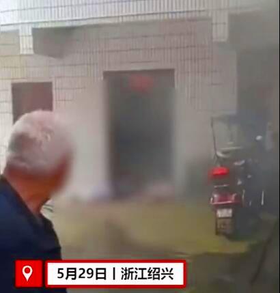 如何在迷失岛2中正确使用蓝莓?使用后竟会引发什么奇妙变化? 1