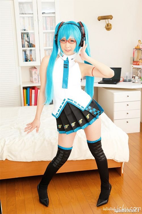 新年福利 少女清纯初音COSPLAY 8